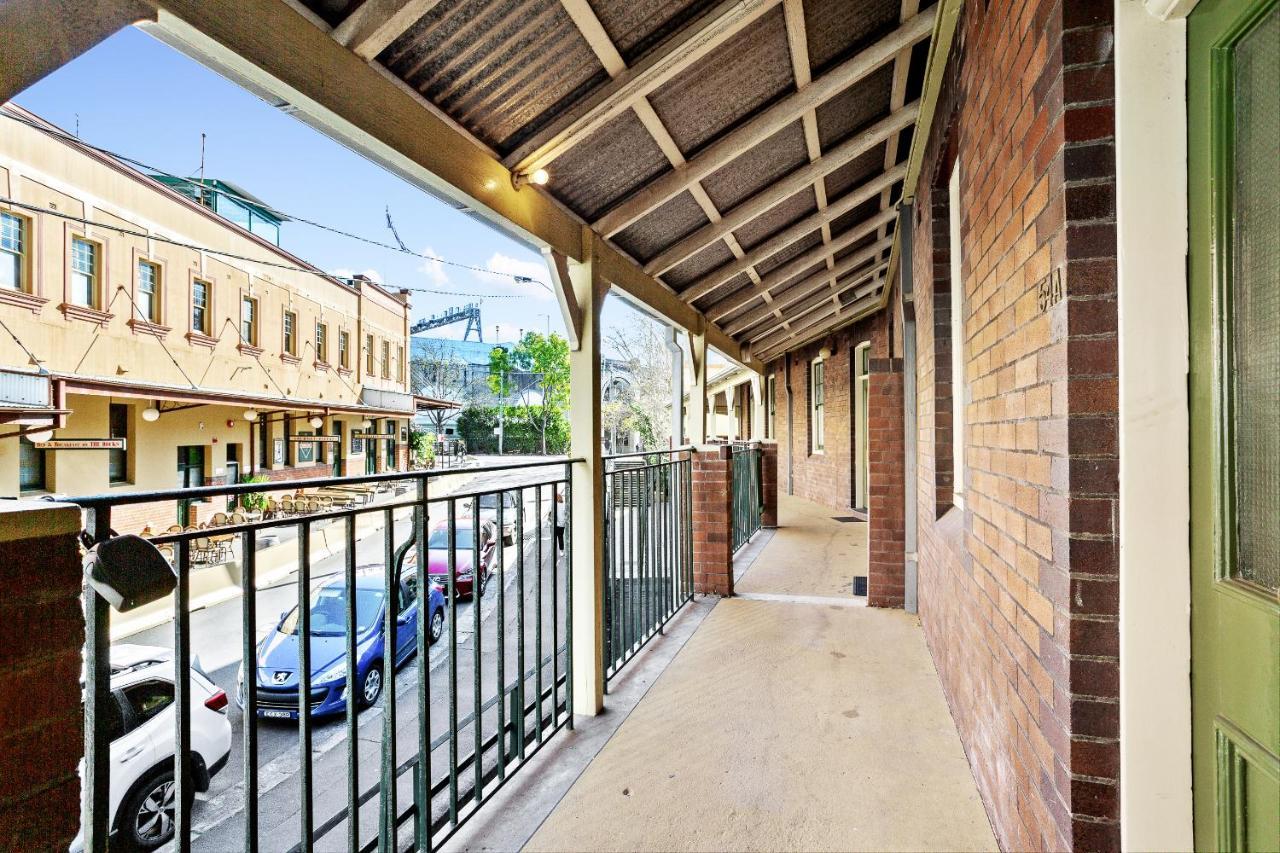 Discover The Rocks - Historical Terrace House Sydney Exteriör bild